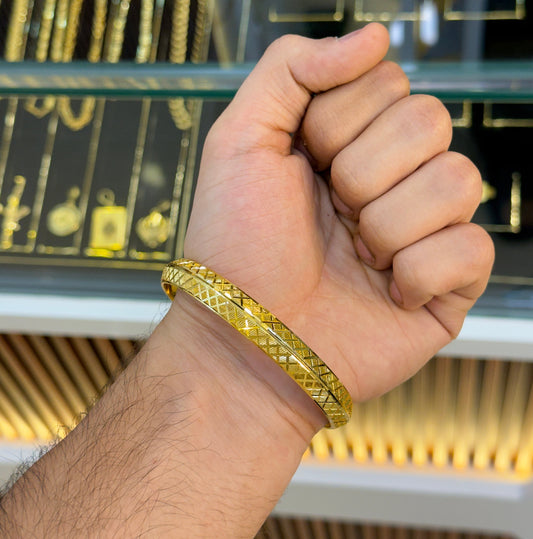 1 GM GOLD PLATED DIAMOND CUT KADA