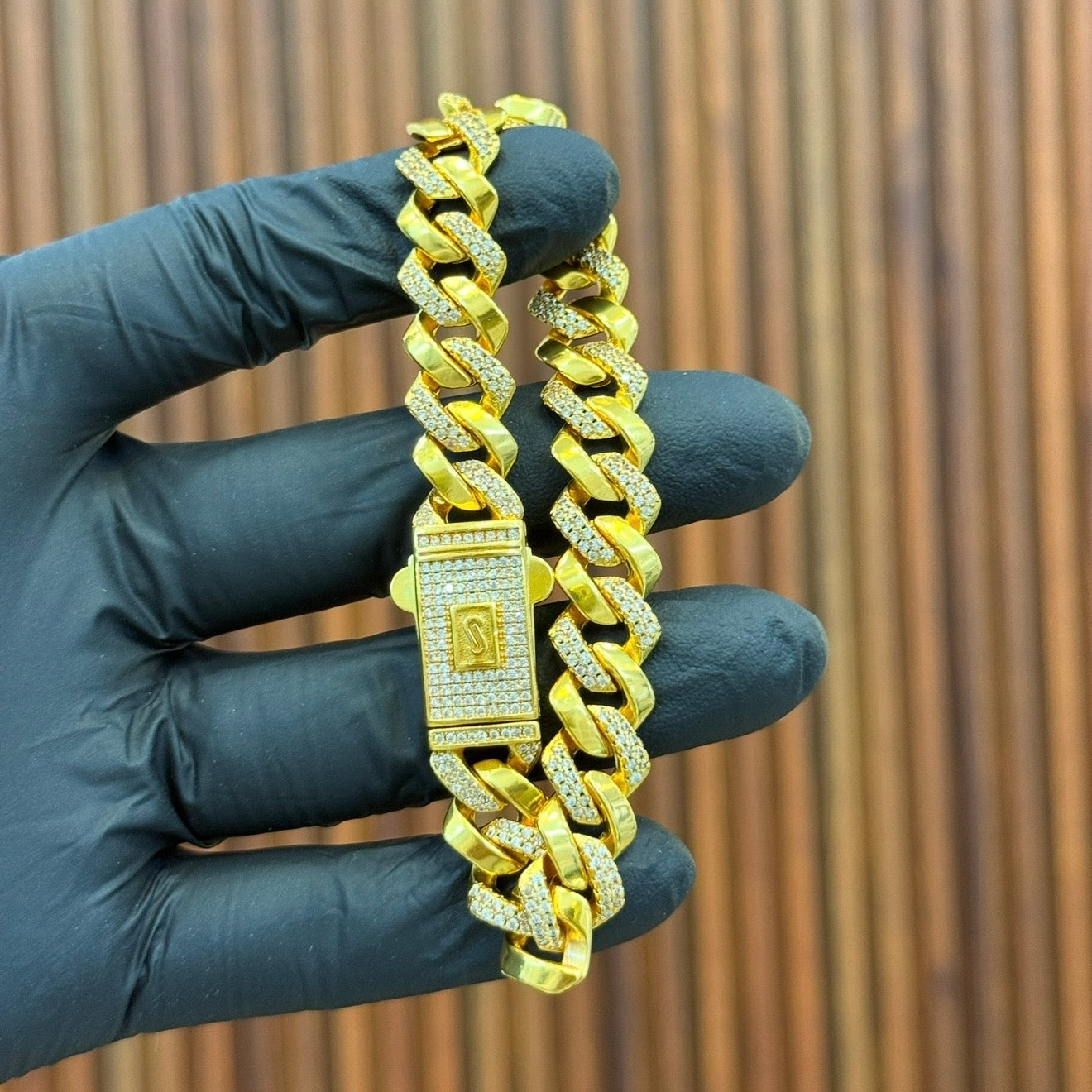 GOLDEN MONACO CUBAN BRACELET