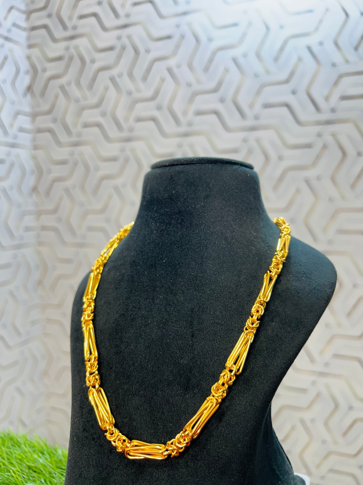 Holo chain