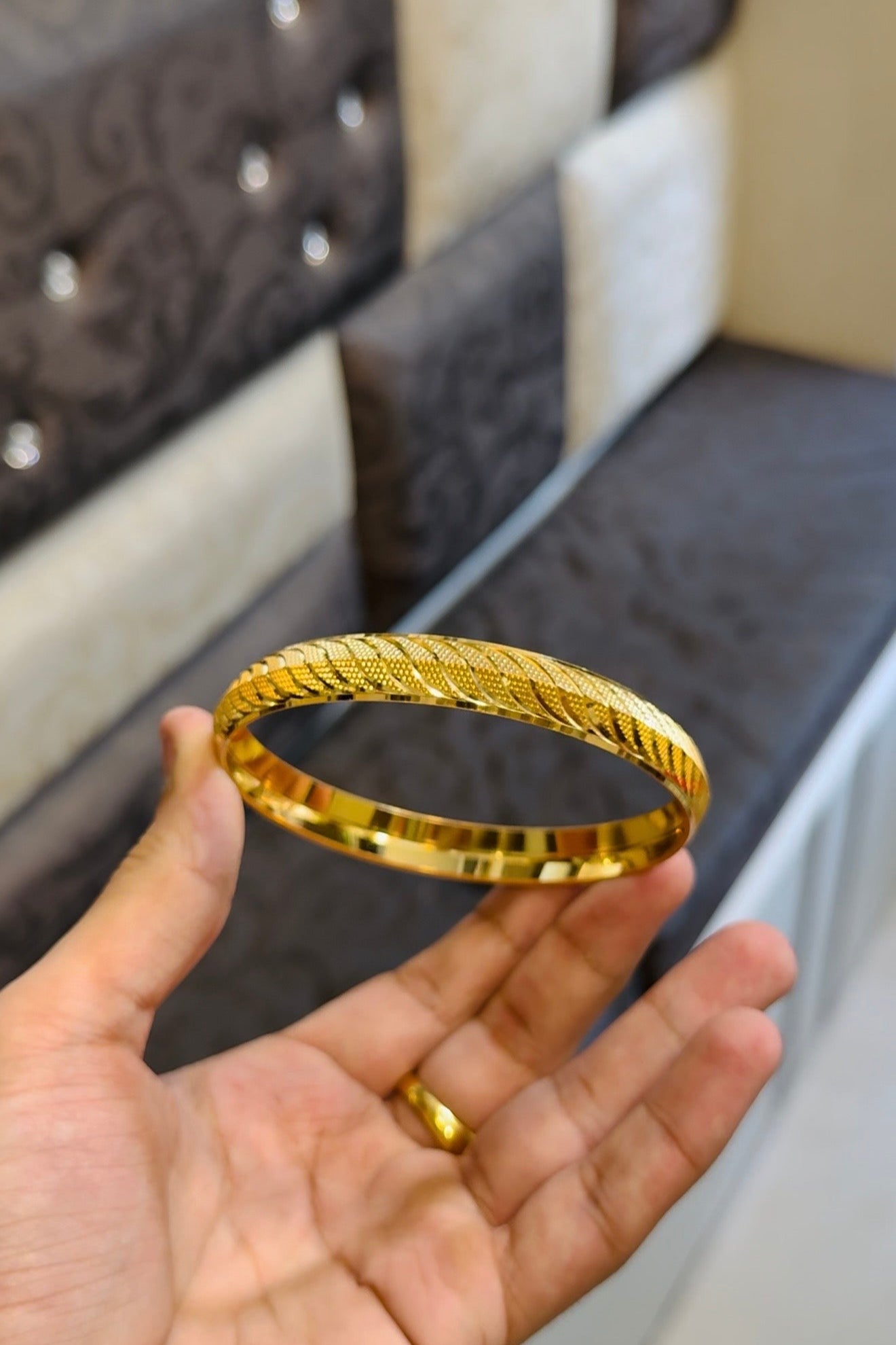 Gold plated lining kada