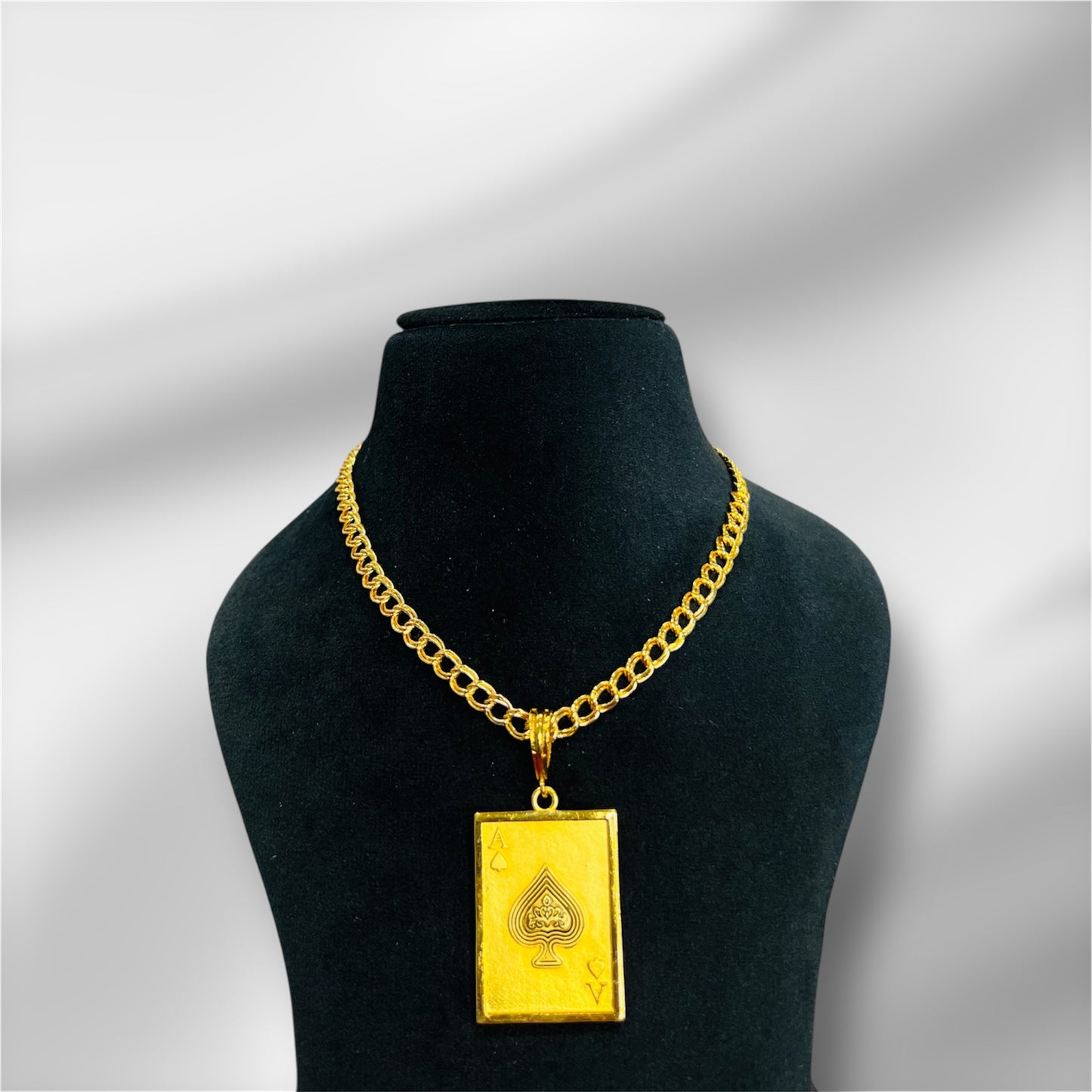 AK locket+S pata chain