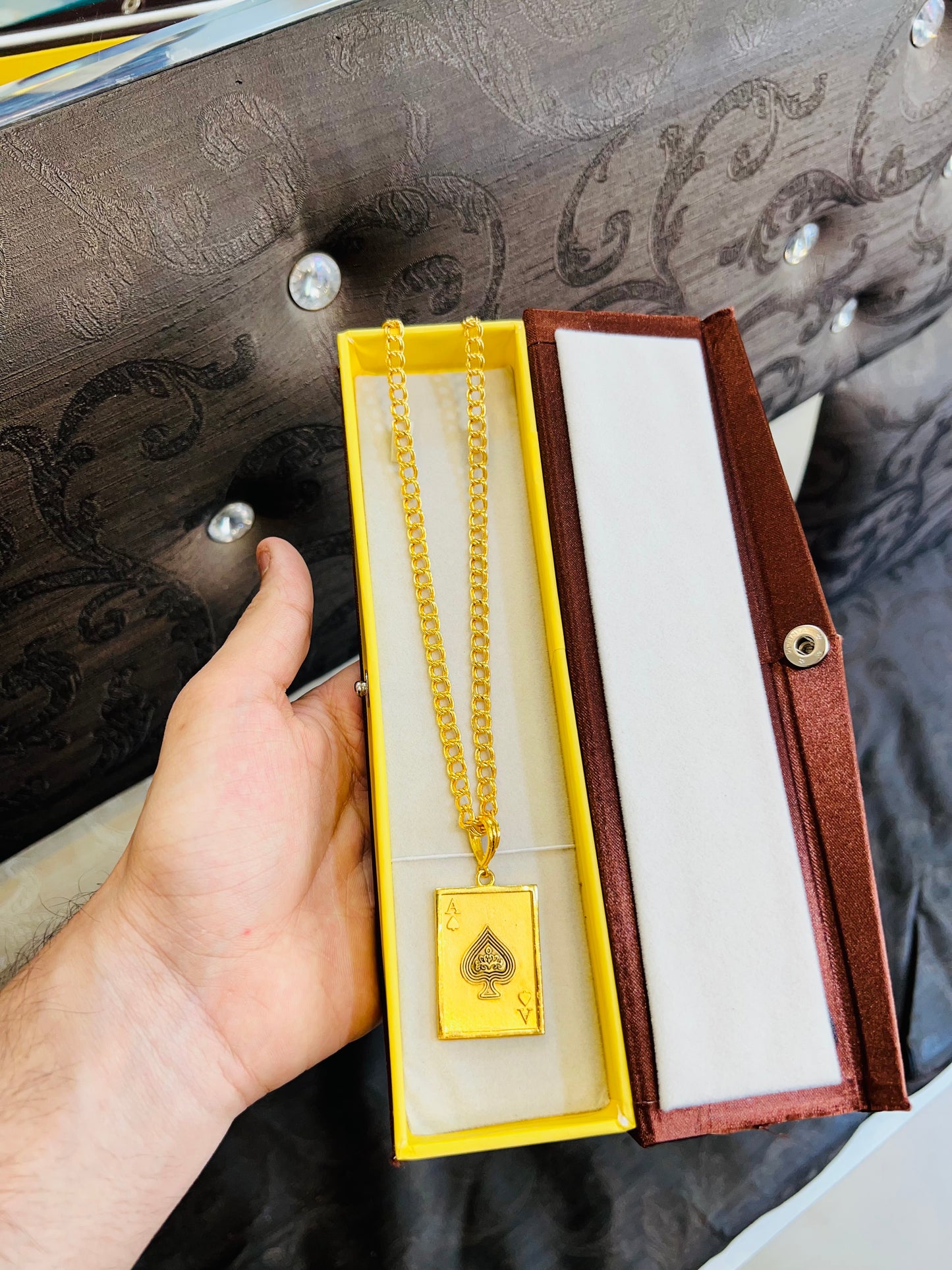 AK locket+S pata chain