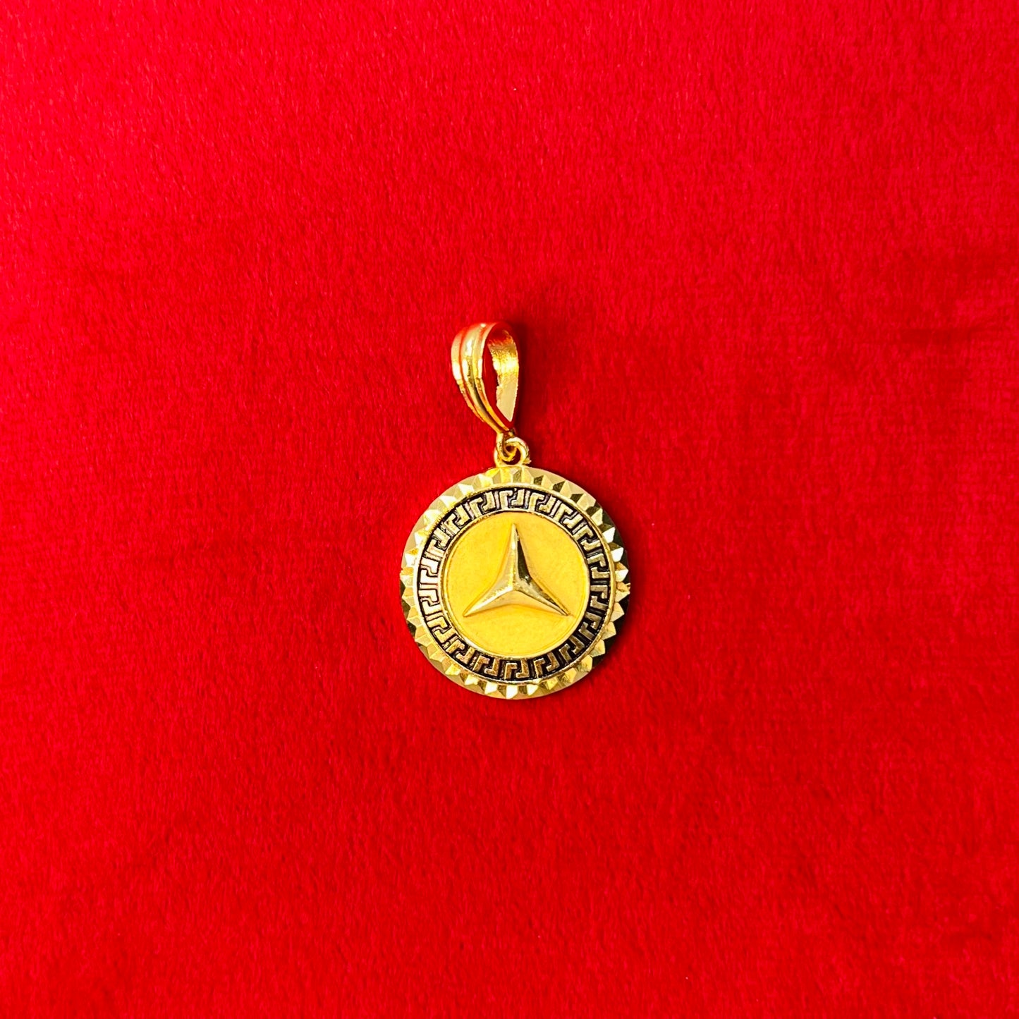 Black Canada Pendent