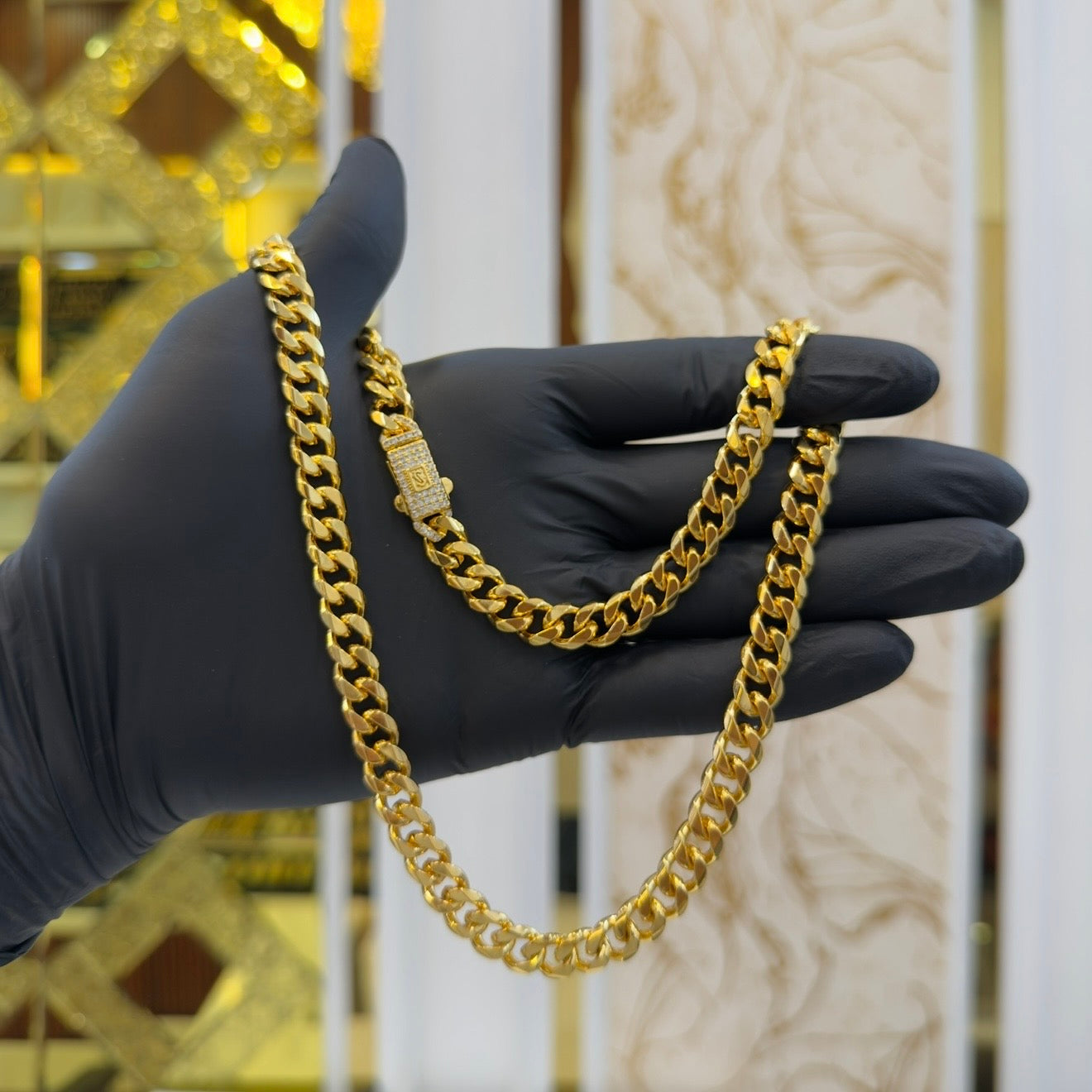 MONACO CUBAN CHAIN WITH DIAMONDS