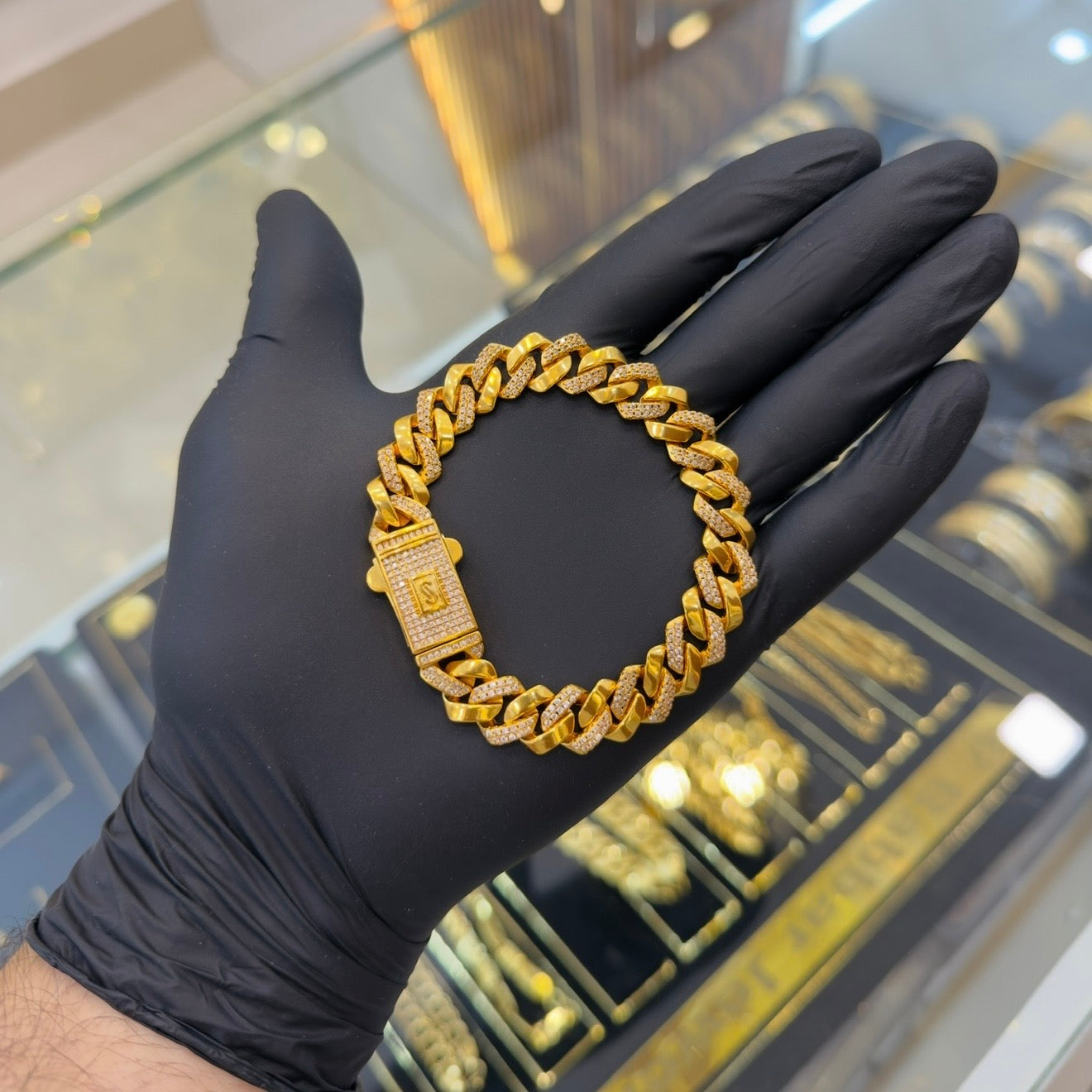 GOLDEN MONACO CUBAN BRACELET