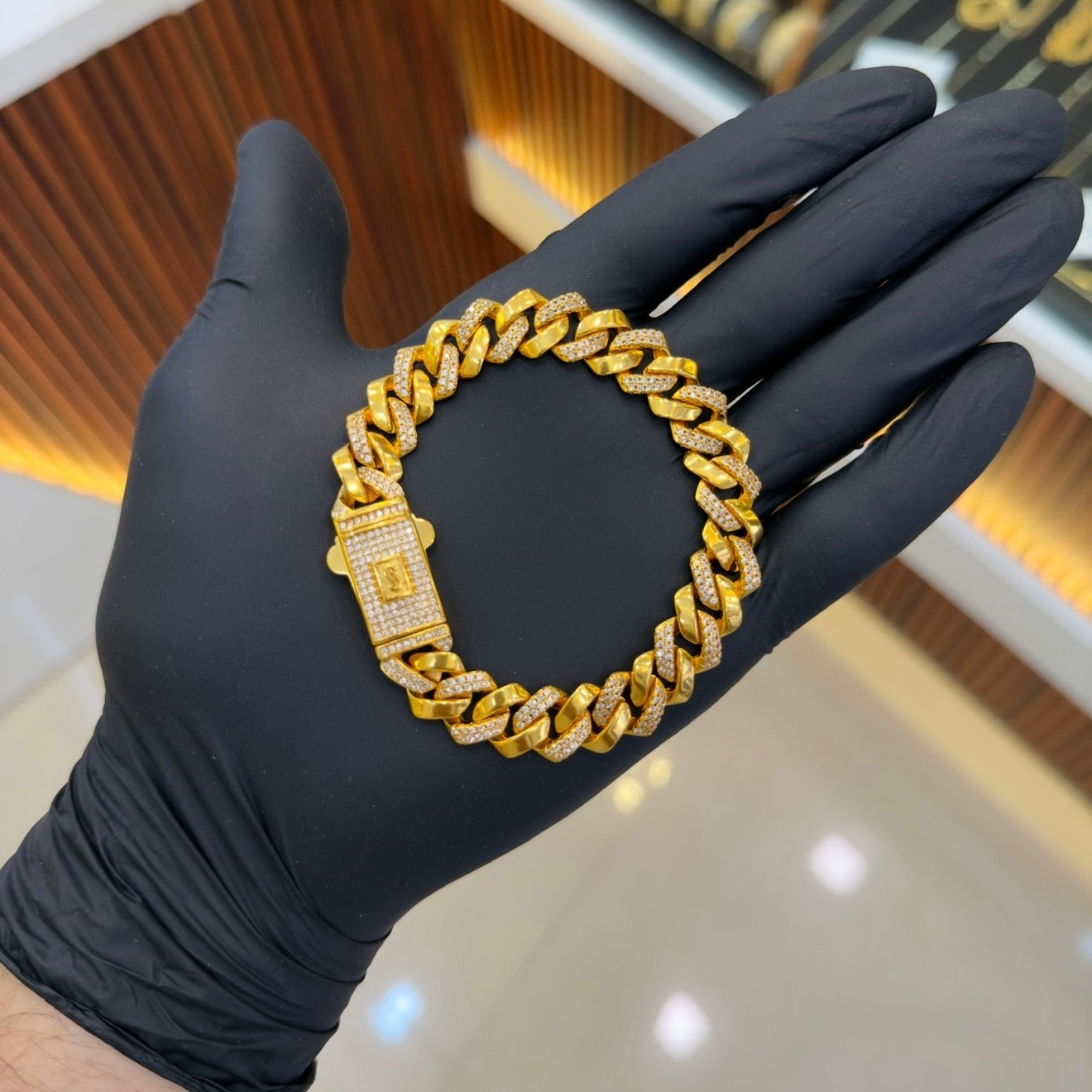 GOLDEN MONACO CUBAN BRACELET