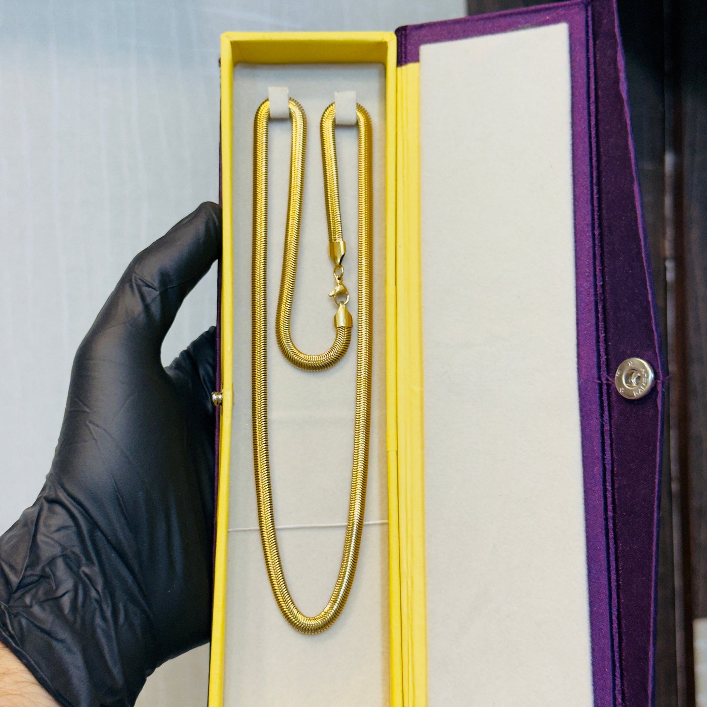 CLASSIC SNAKE CHAIN