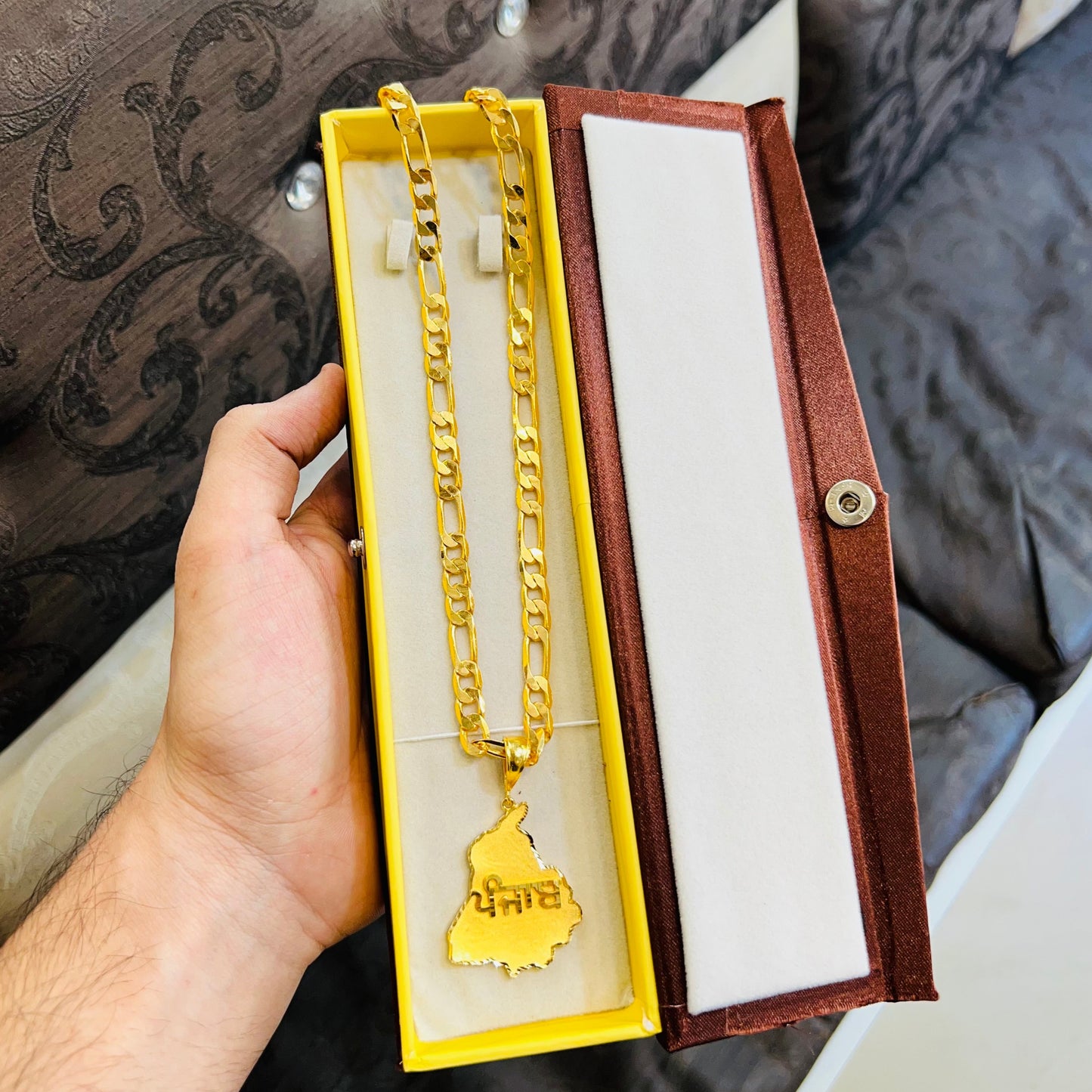 Figaro chain+Punjab locket